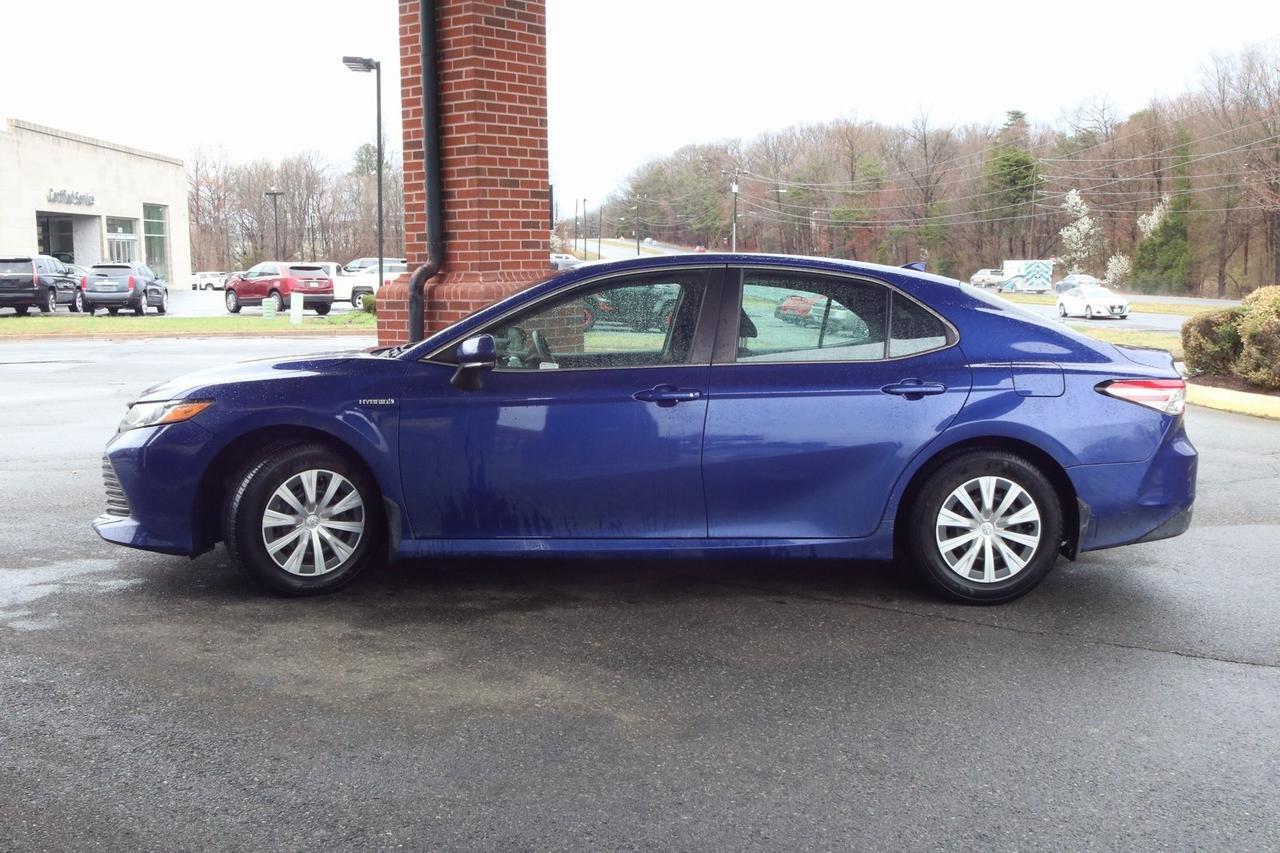 2018 Toyota Camry Hybrid Fredericksburg VA