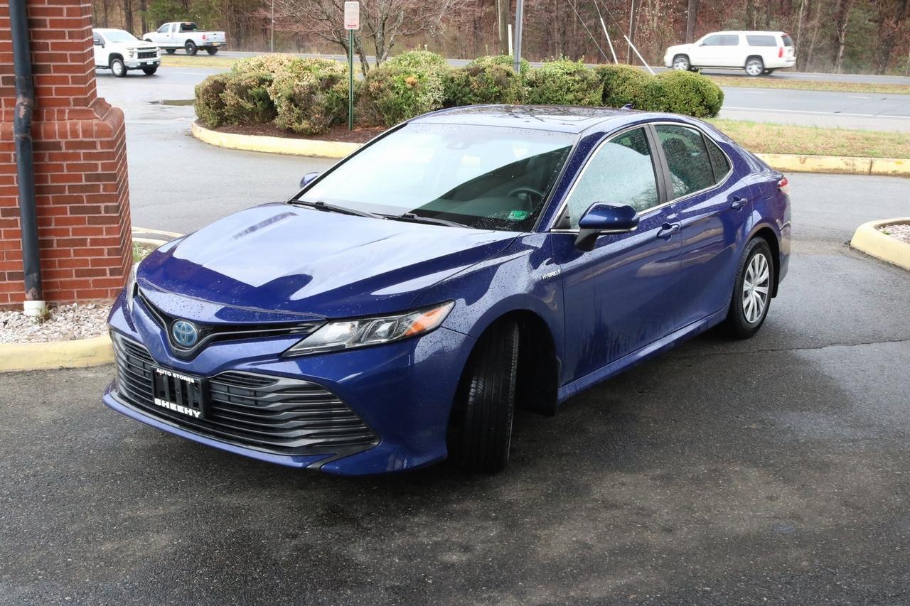2018 Toyota Camry Hybrid Fredericksburg VA