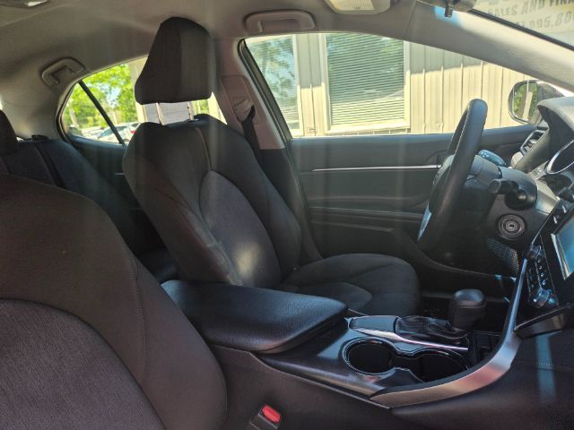 2018 Toyota Camry LE Elgin IL