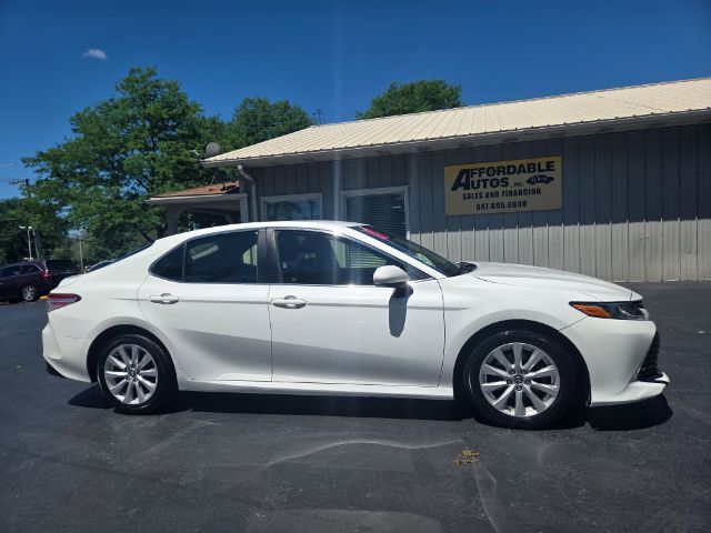 2018 Toyota Camry LE Elgin IL