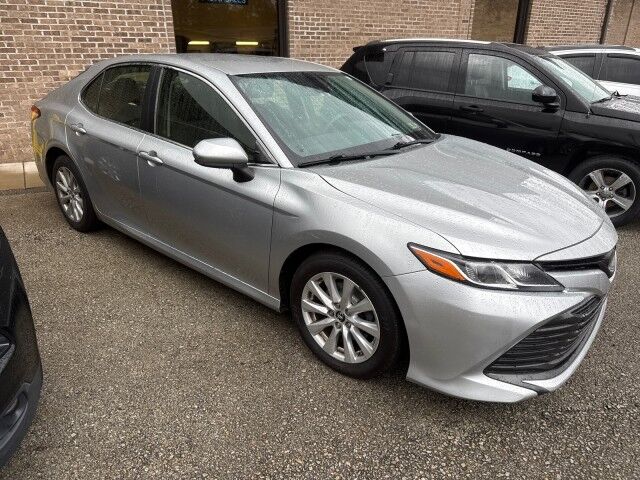 2018 Toyota Camry XLE XSE photo 5