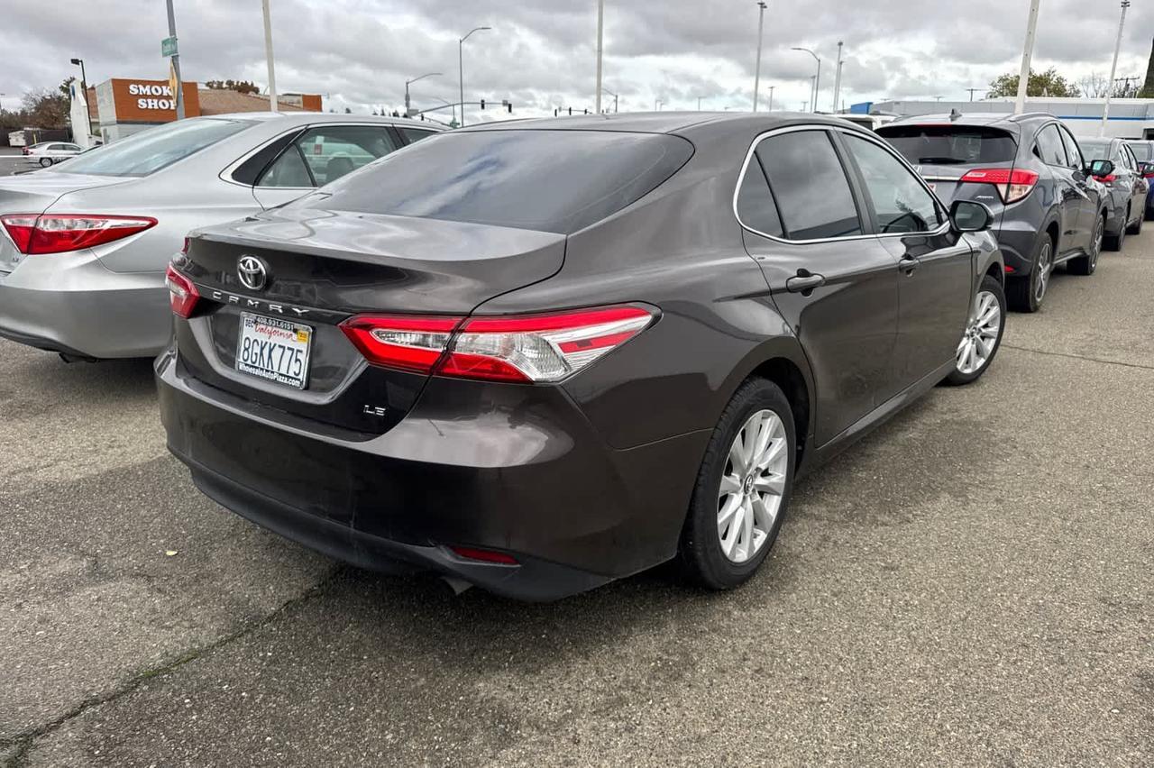2018 Toyota Camry LE
