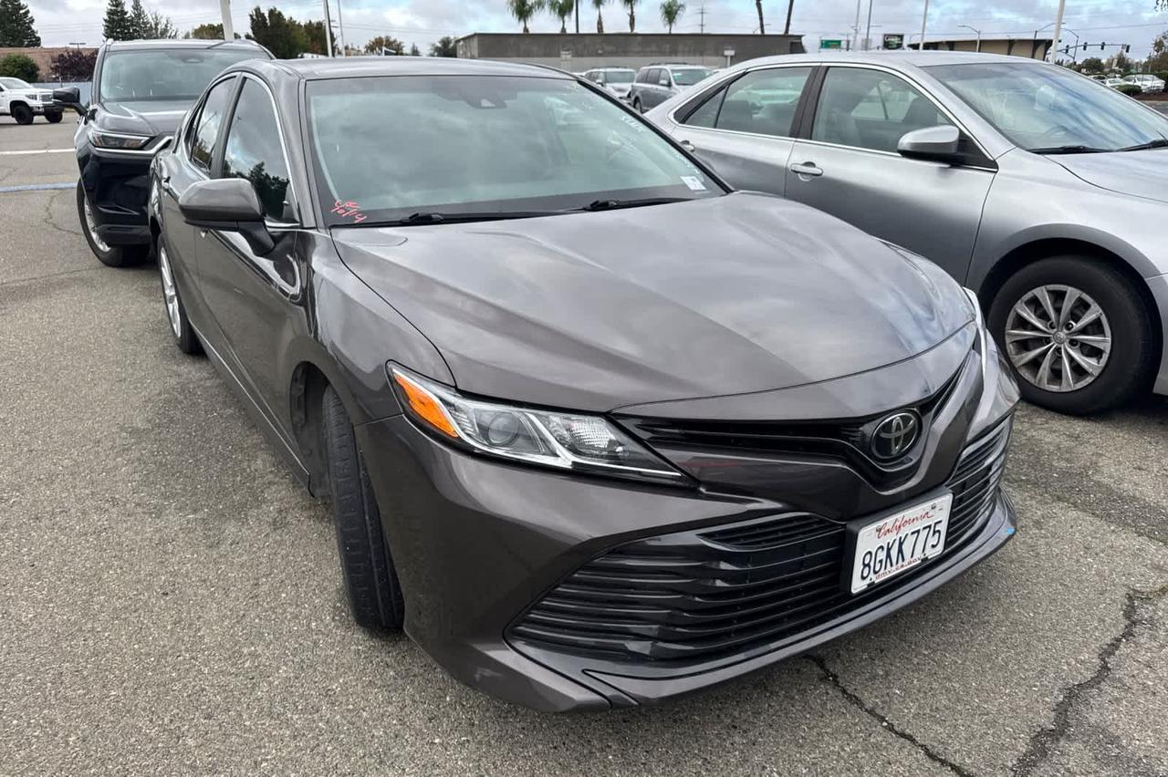 2018 Toyota Camry LE