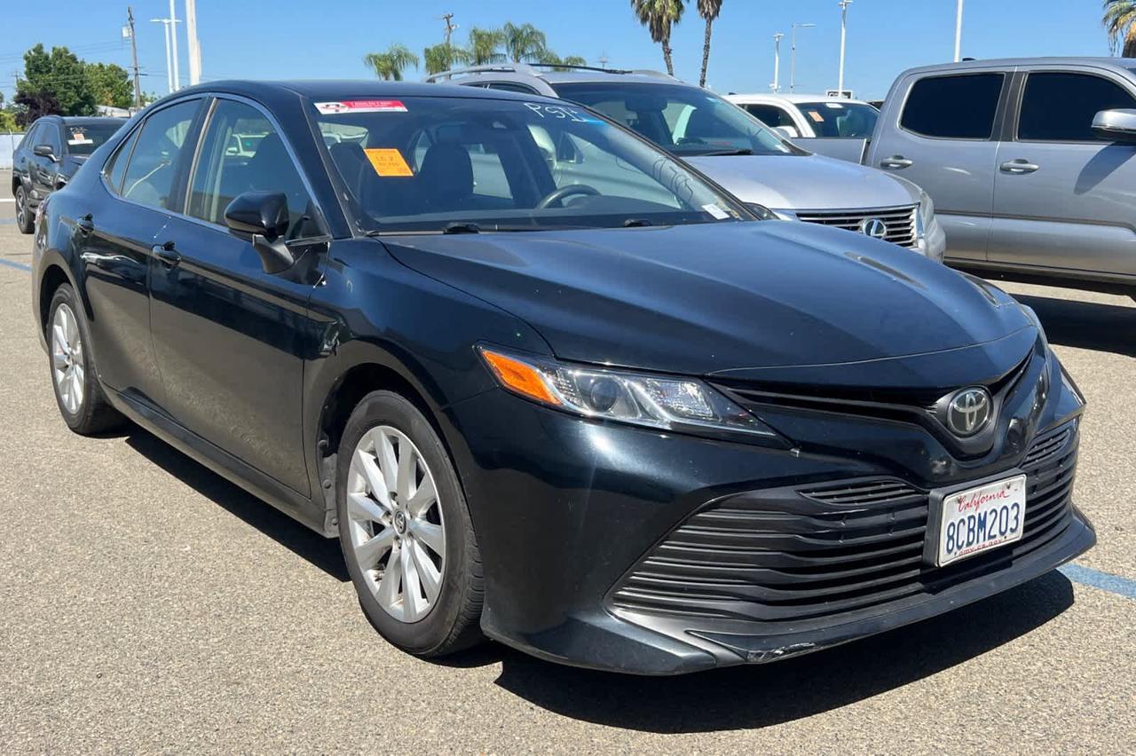 2018 Toyota Camry LE
