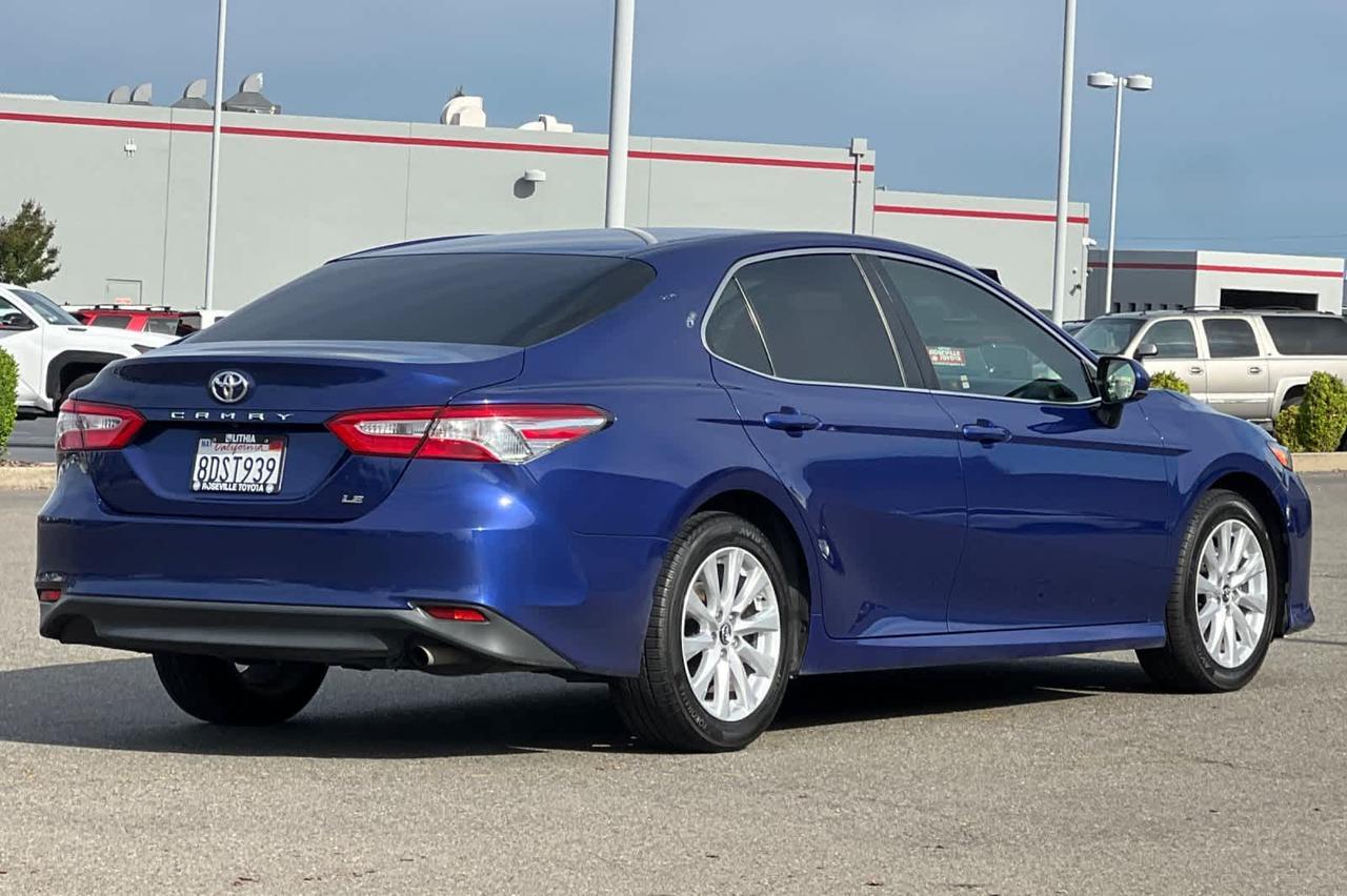 2018 Toyota Camry LE