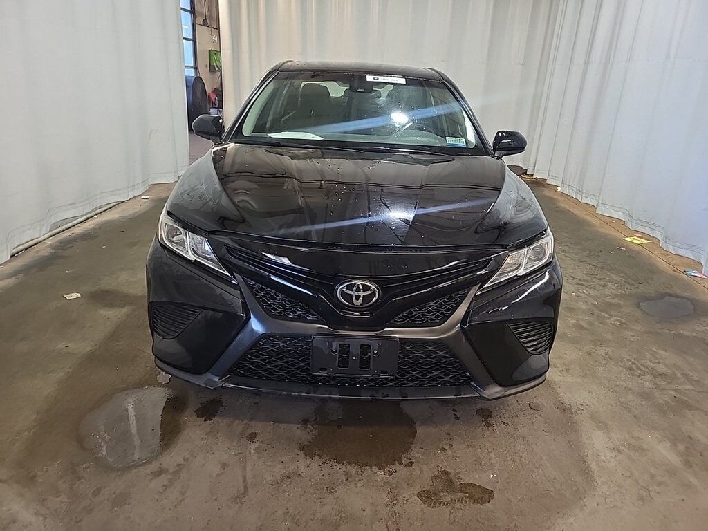 2018 Toyota Camry SE Akron