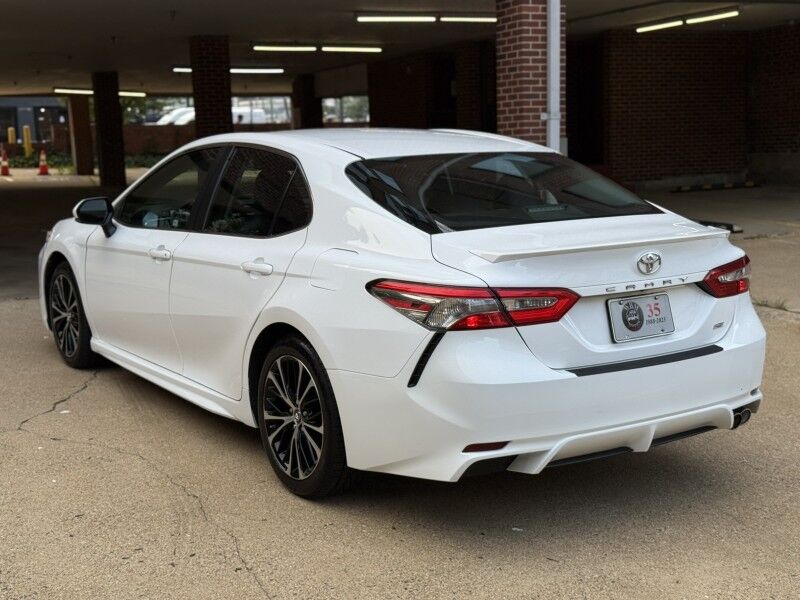 2018 Toyota Camry SE Arlington VA