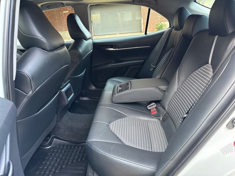 2018 Toyota Camry SE Arlington VA