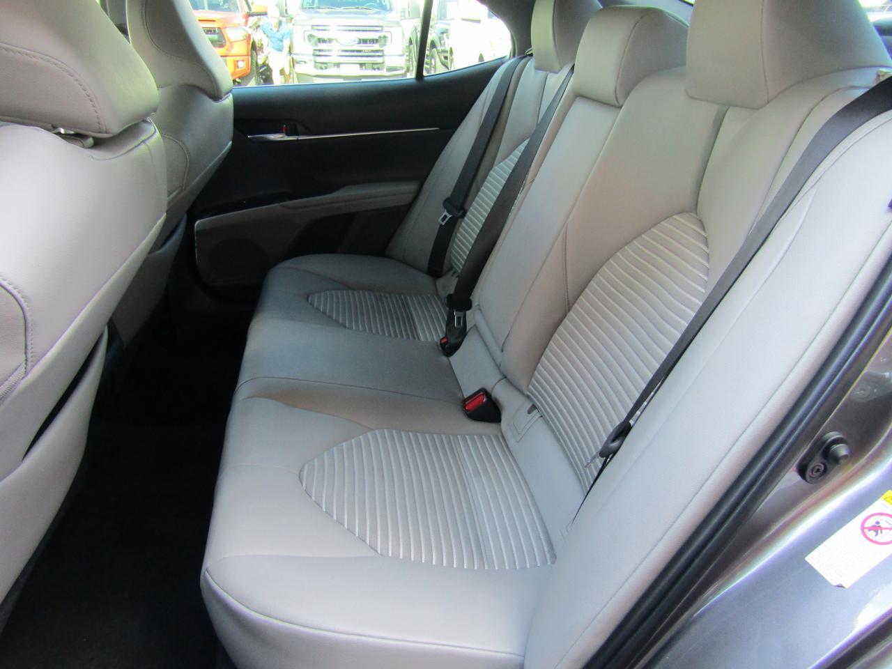 2018 Toyota Camry SE Auto (Natl) Grand Prairie TX