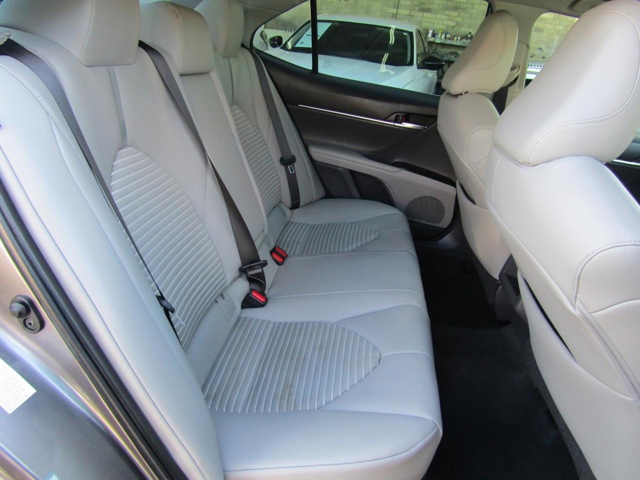 2018 Toyota Camry SE Auto (Natl) Grand Prairie TX