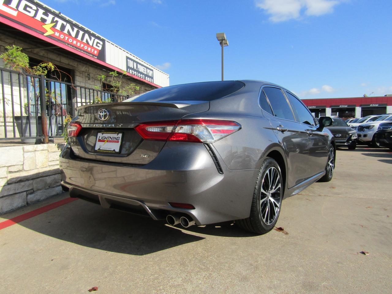 2018 Toyota Camry SE Auto (Natl) Grand Prairie TX