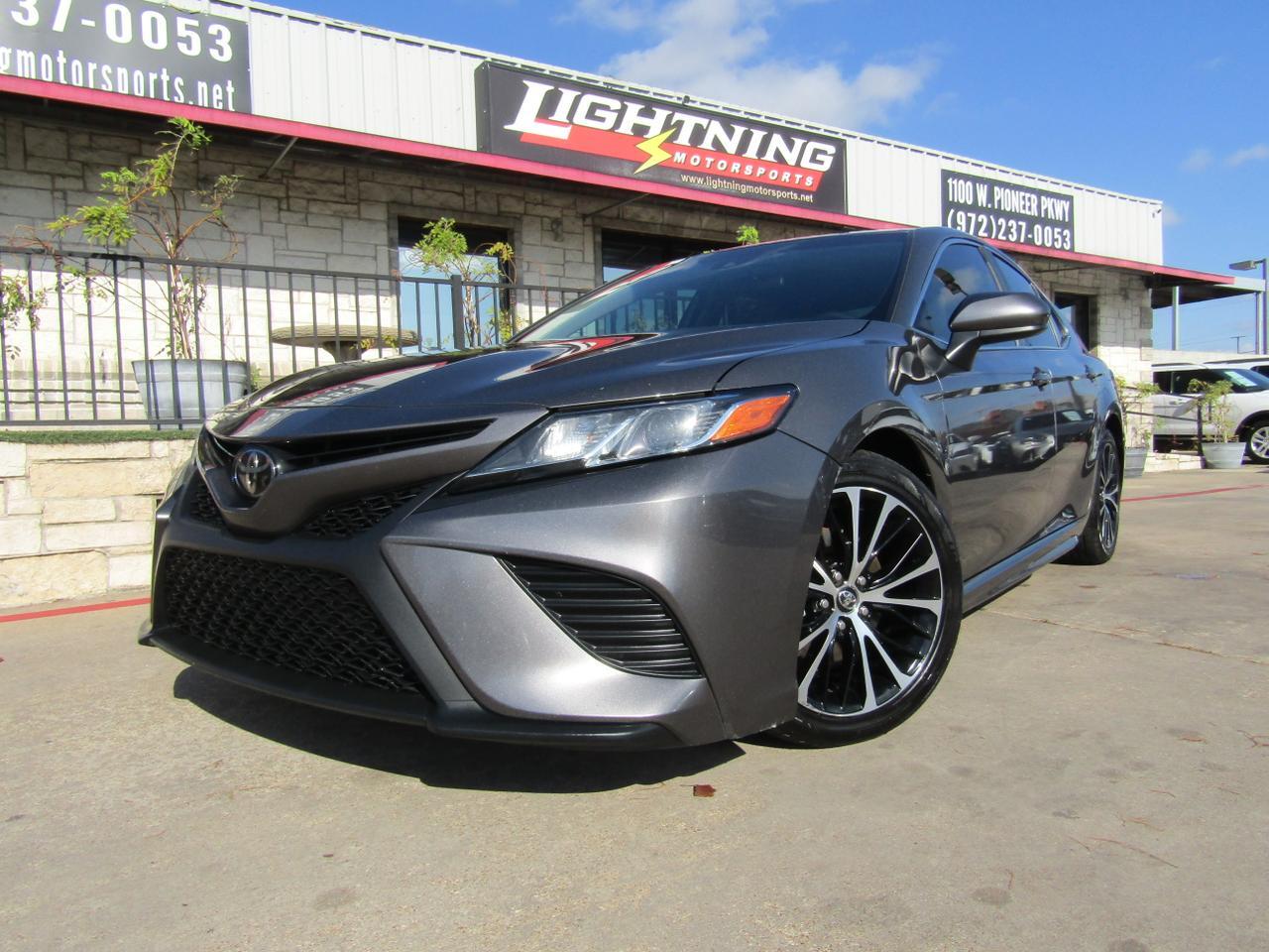 2018 Toyota Camry SE Auto (Natl)