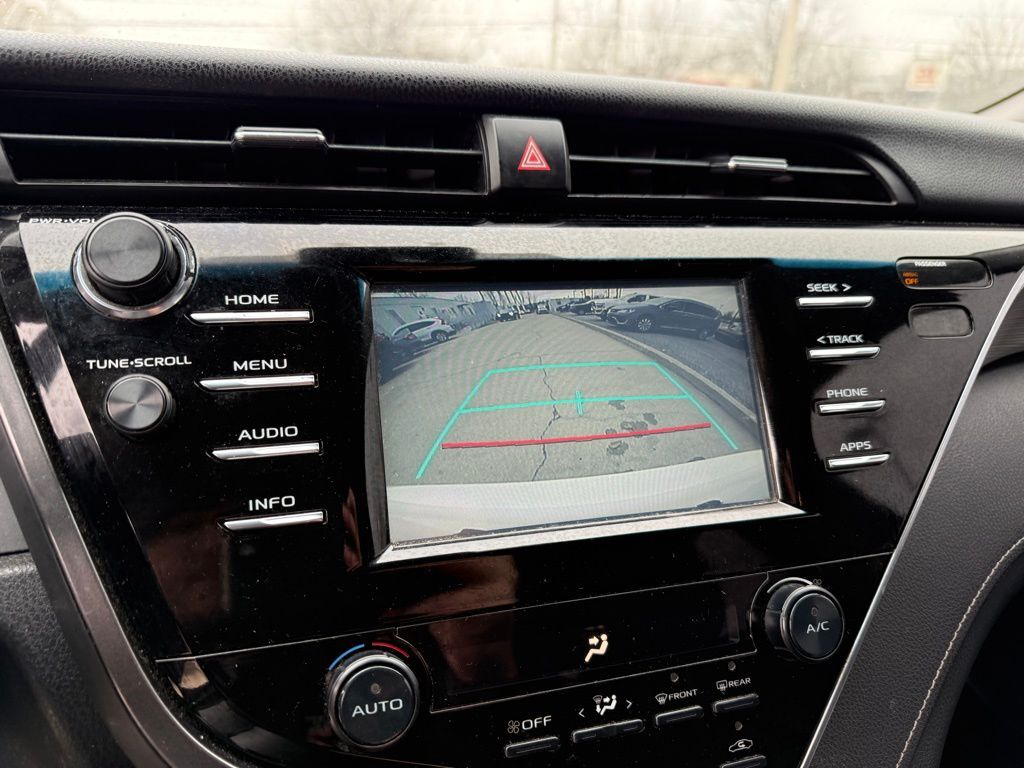 2018 Toyota Camry SE Crestwood KY