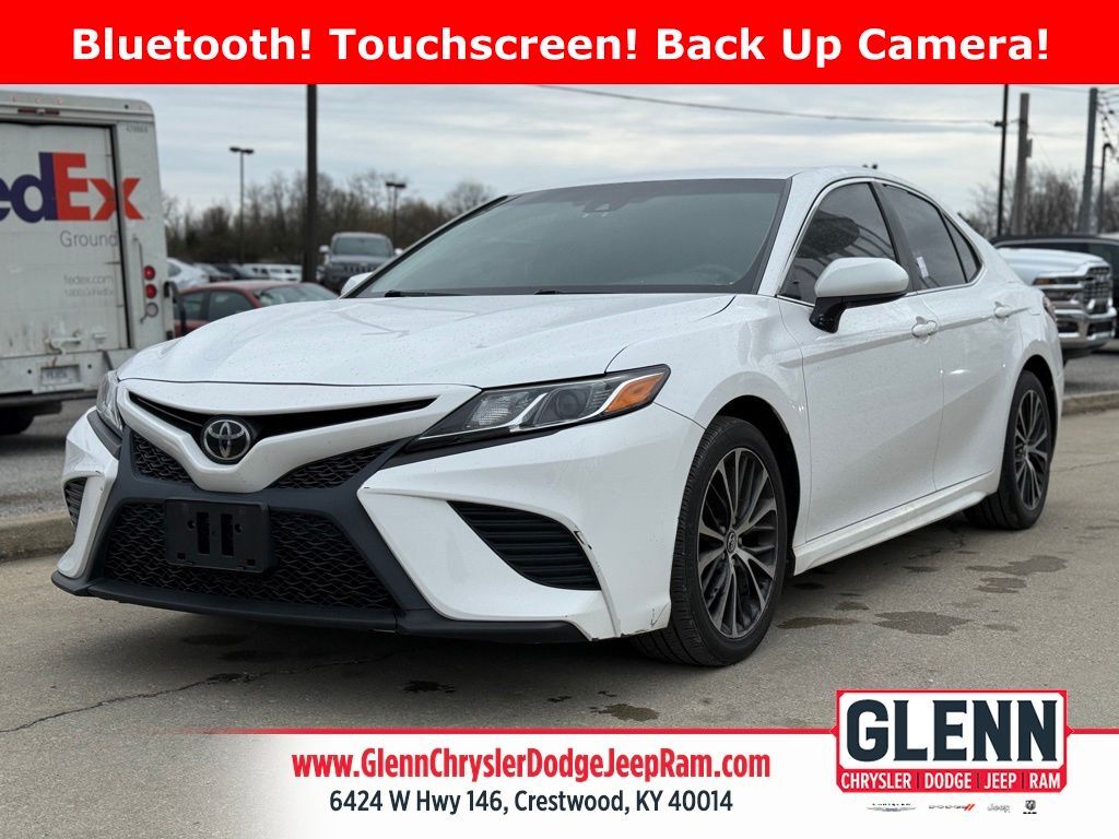 2018 Toyota Camry SE