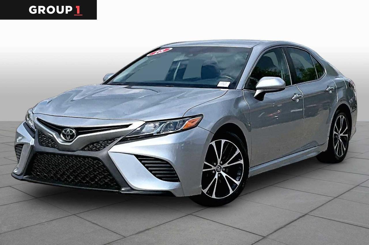 2018 Toyota Camry SE