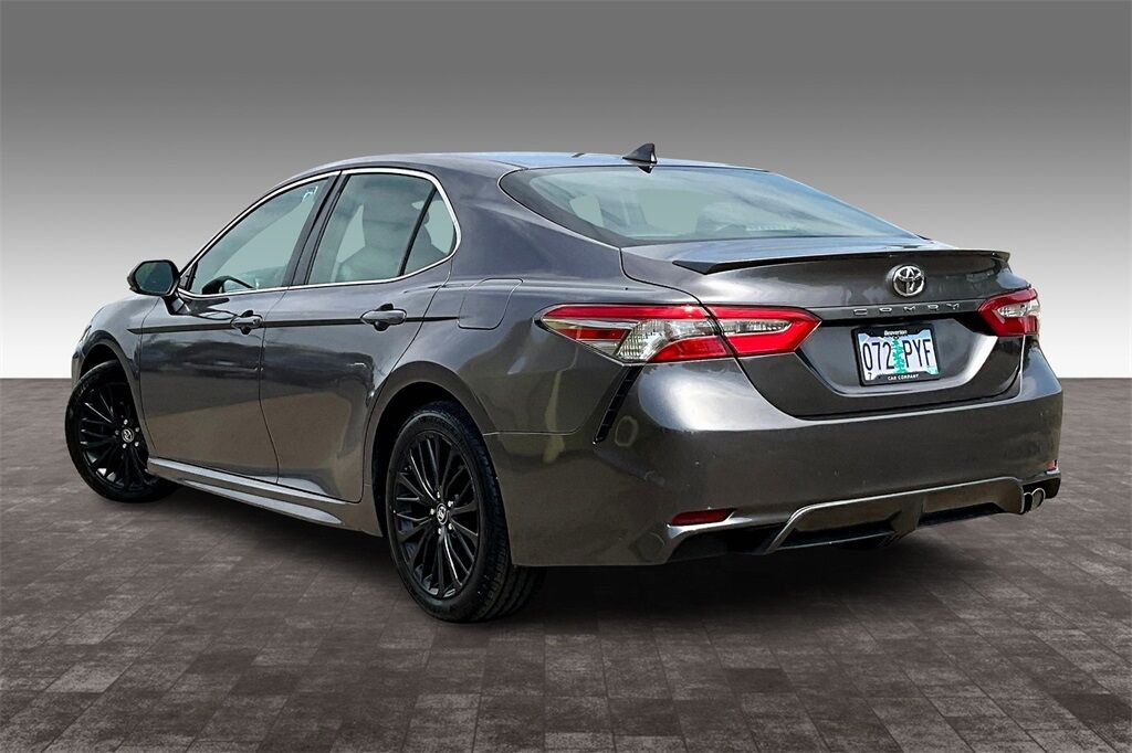 2018 Toyota Camry SE OR