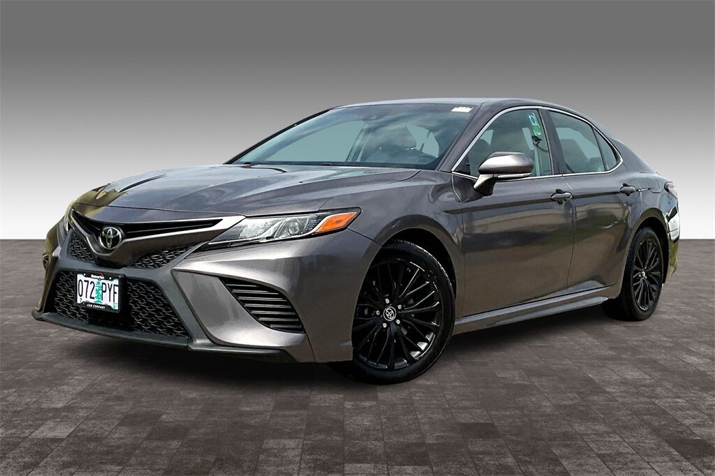 2018 Toyota Camry SE OR