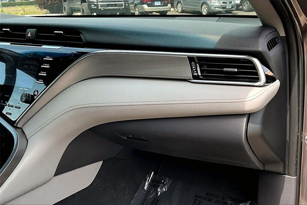 2018 Toyota Camry SE OR
