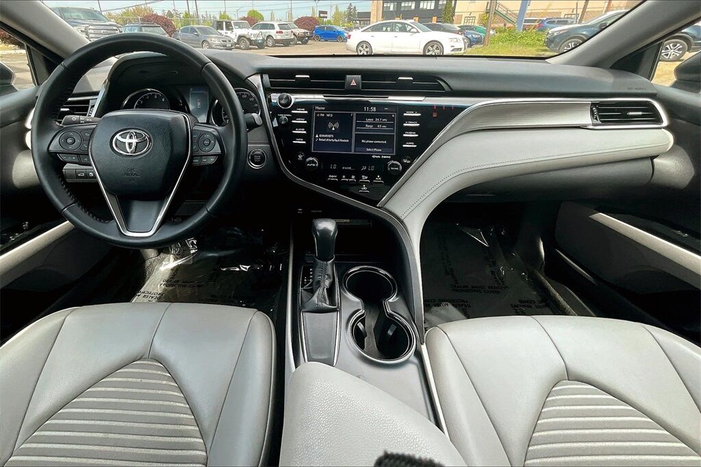 2018 Toyota Camry SE OR