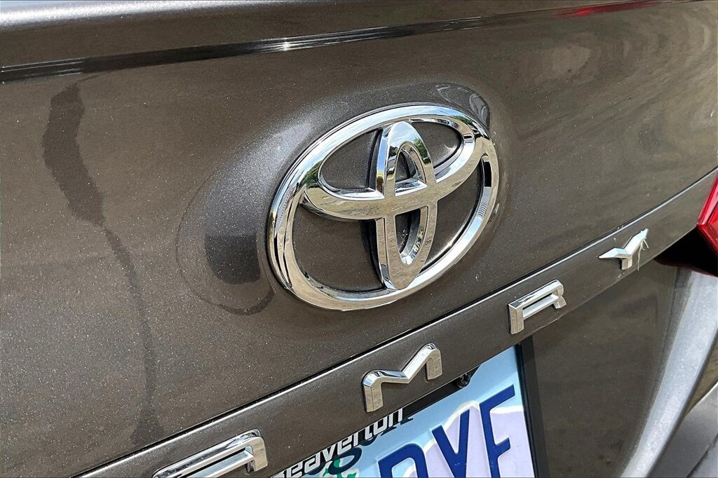 2018 Toyota Camry SE OR