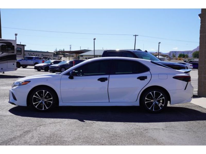 2018 Toyota Camry SE Huntington UT