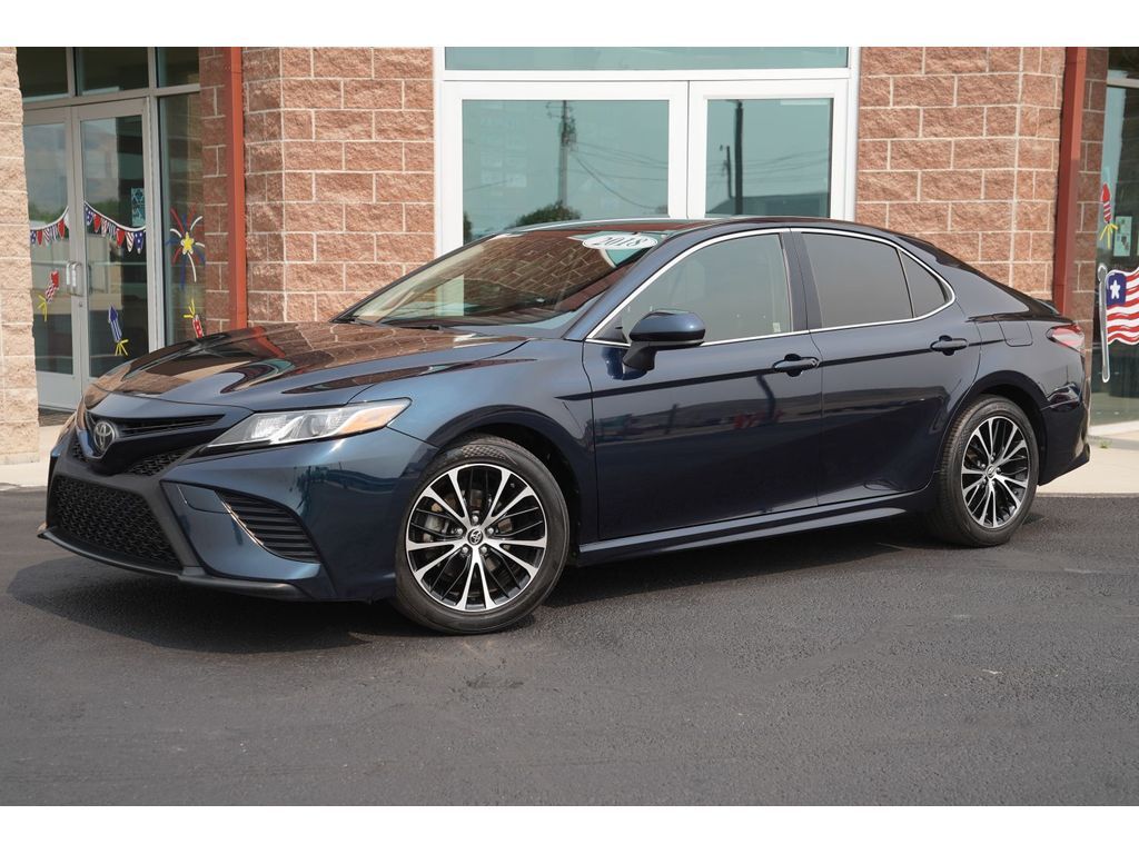 2018 Toyota Camry SE