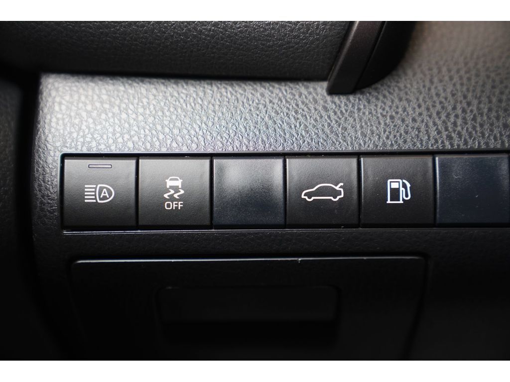 2018 Toyota Camry SE Price UT