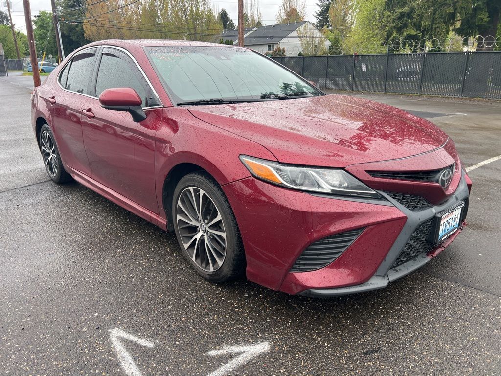 2018 Toyota Camry SE