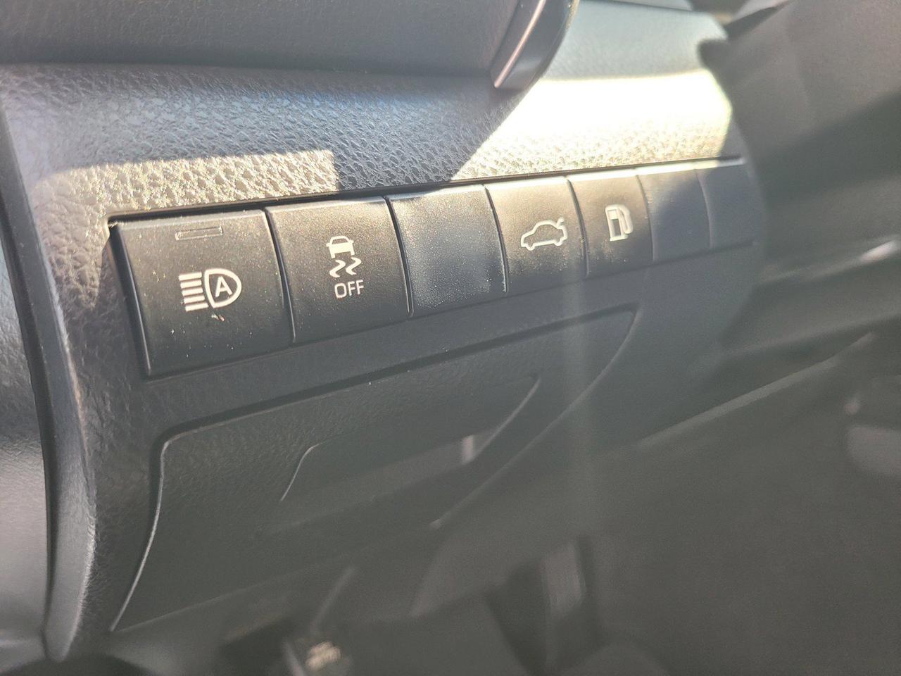 2018 Toyota Camry SE Roseville CA
