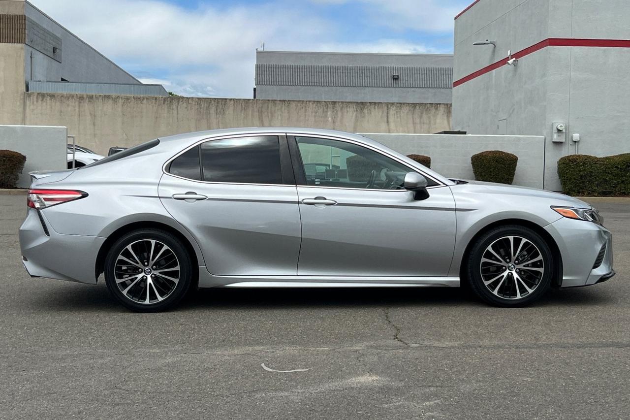 2018 Toyota Camry SE Roseville CA
