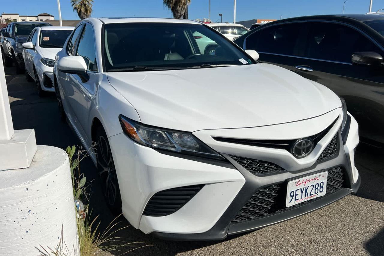 2018 Toyota Camry SE Roseville CA