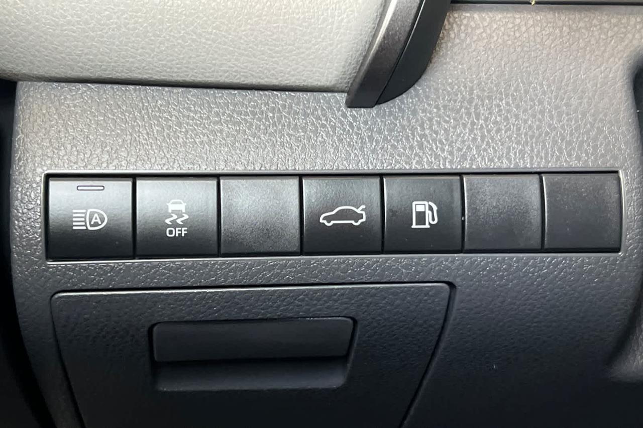 2018 Toyota Camry SE Roseville CA