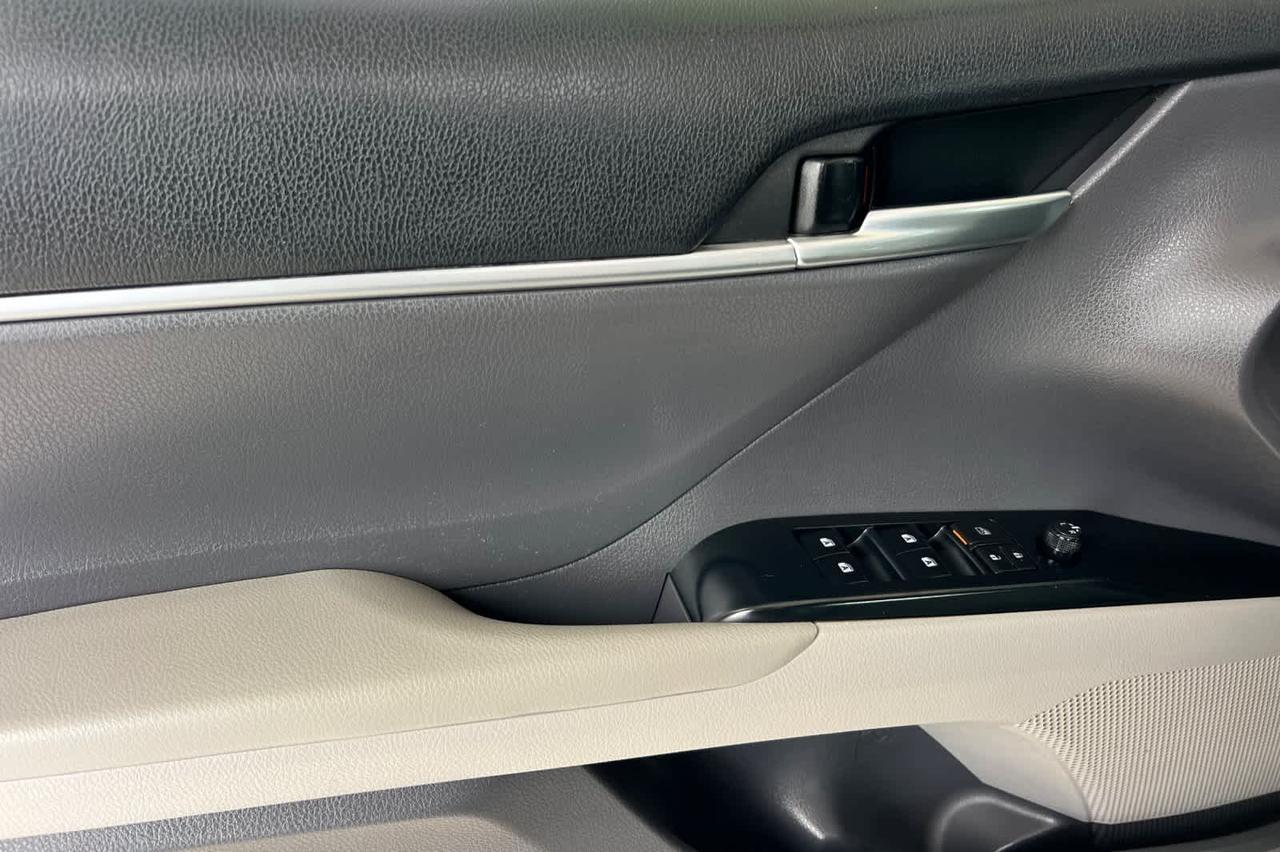 2018 Toyota Camry SE Roseville CA