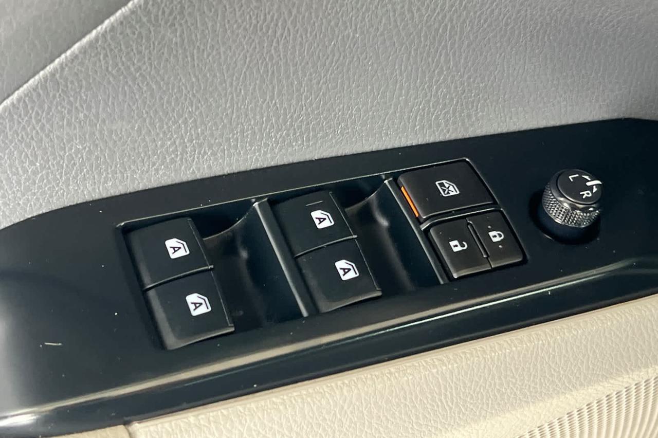 2018 Toyota Camry SE Roseville CA
