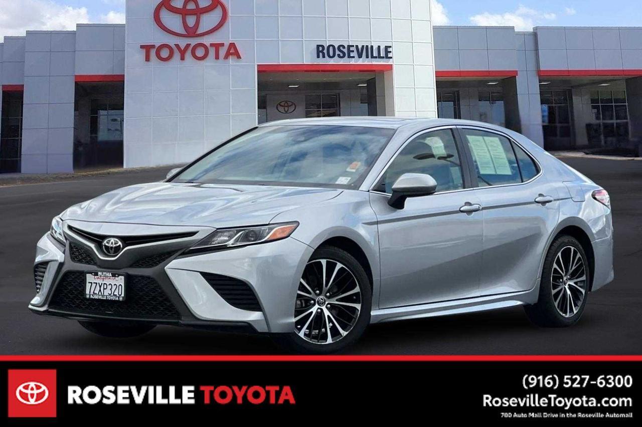 2018 Toyota Camry SE