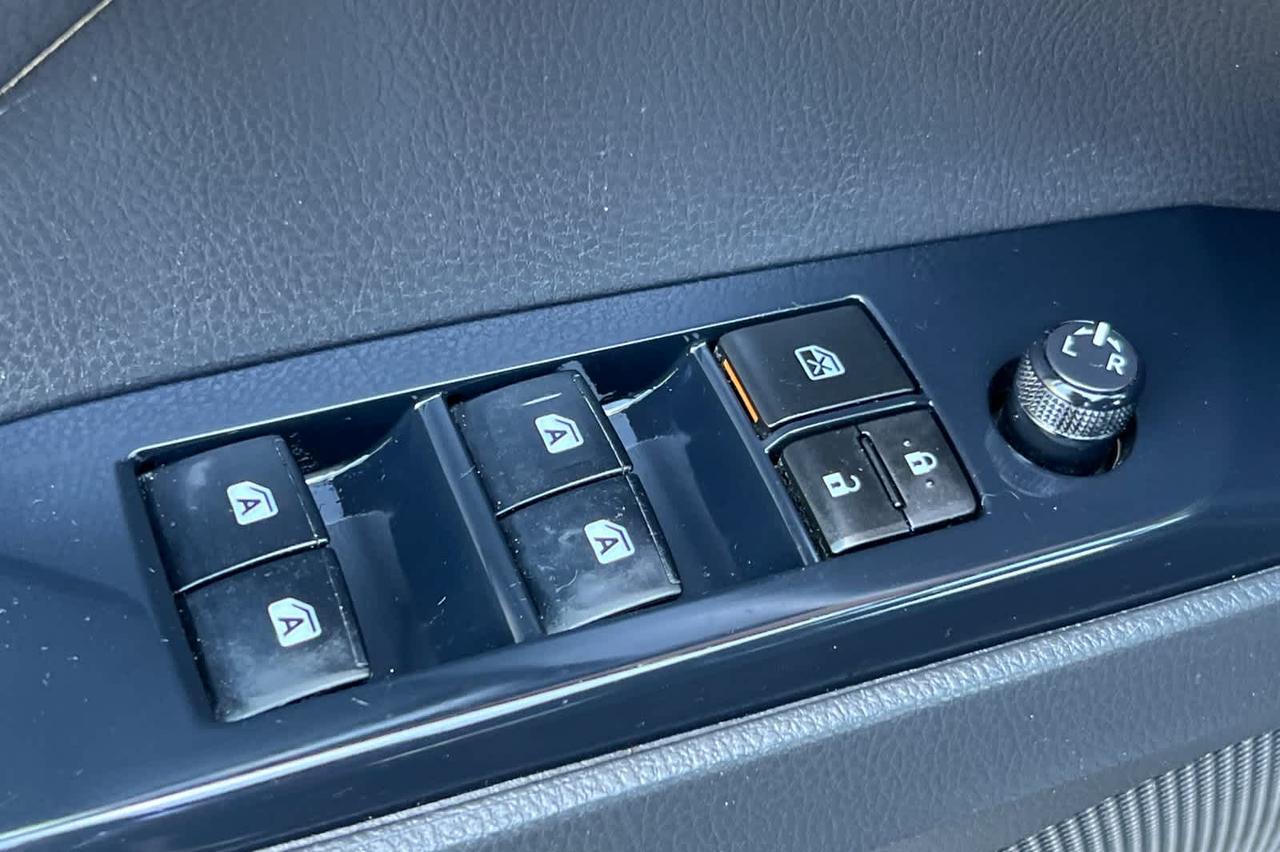 2018 Toyota Camry SE Roseville CA