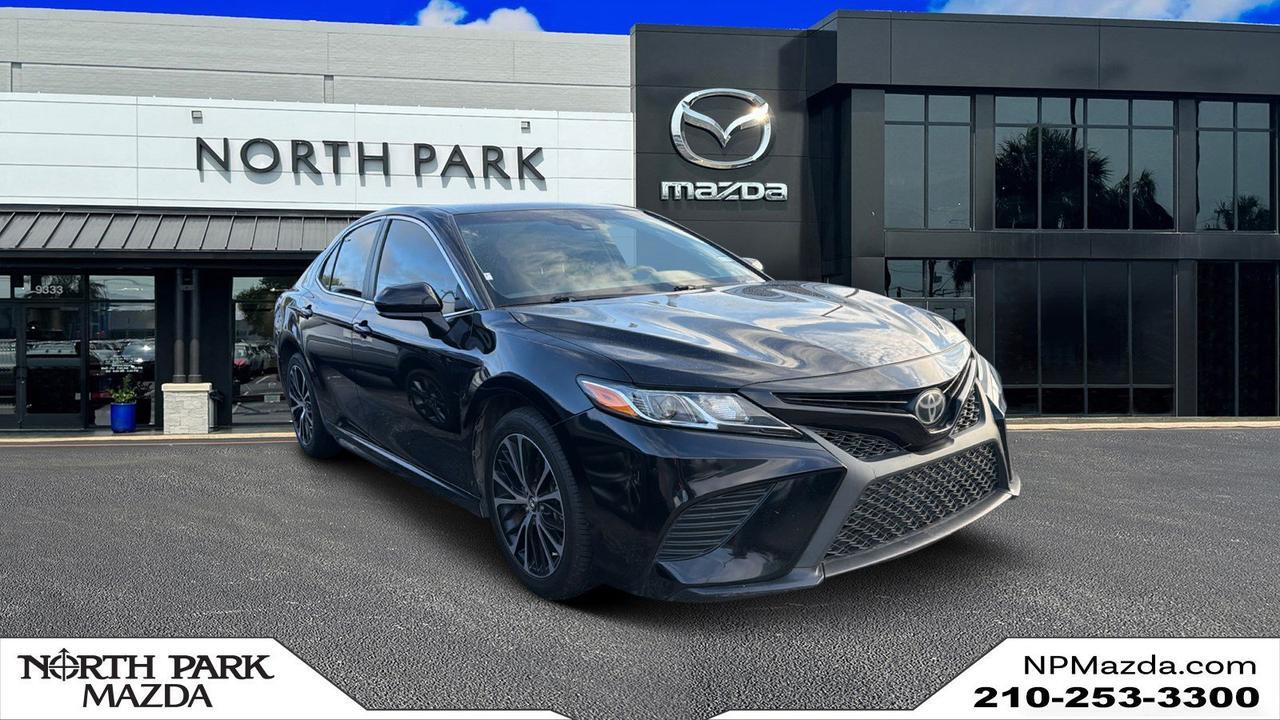 2018 Toyota Camry SE
