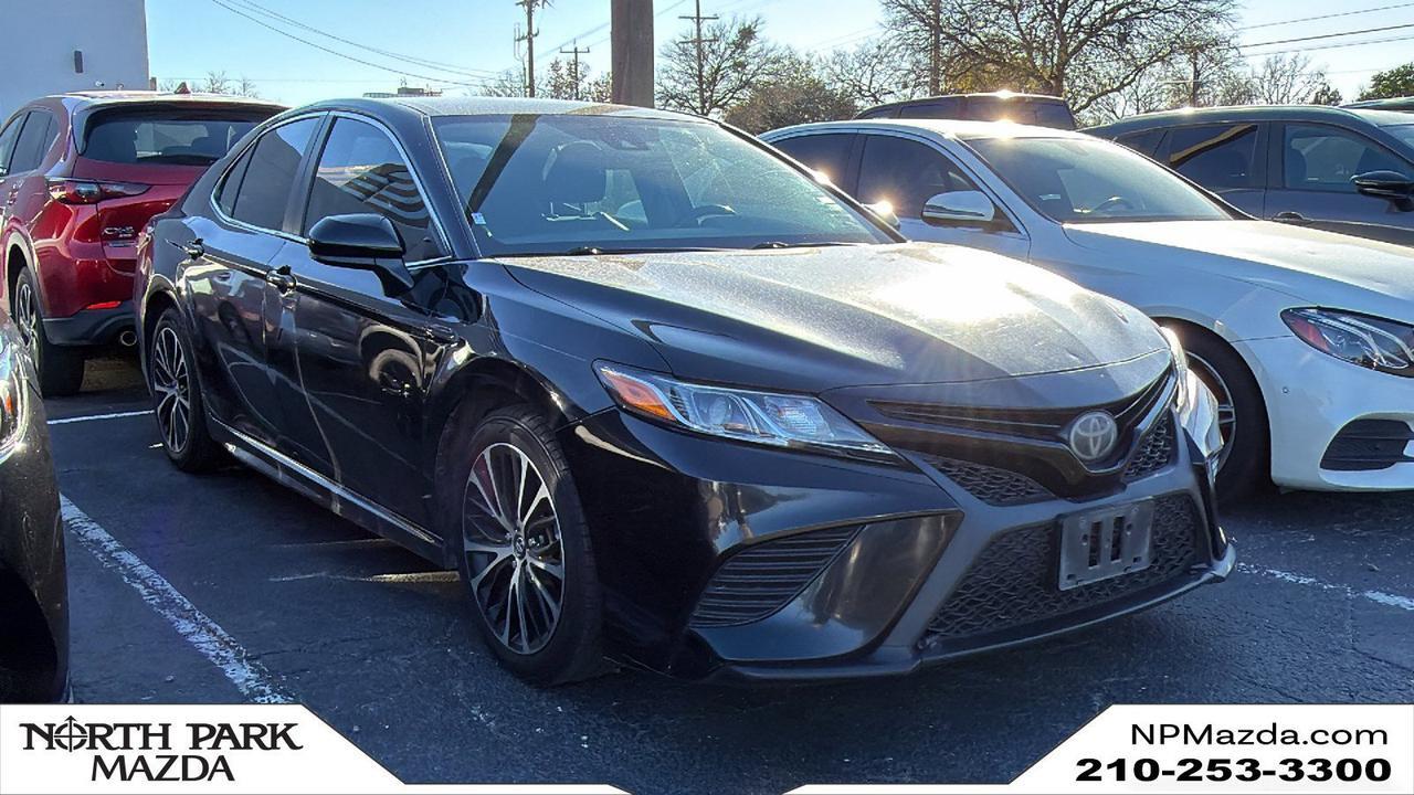 2018 Toyota Camry SE