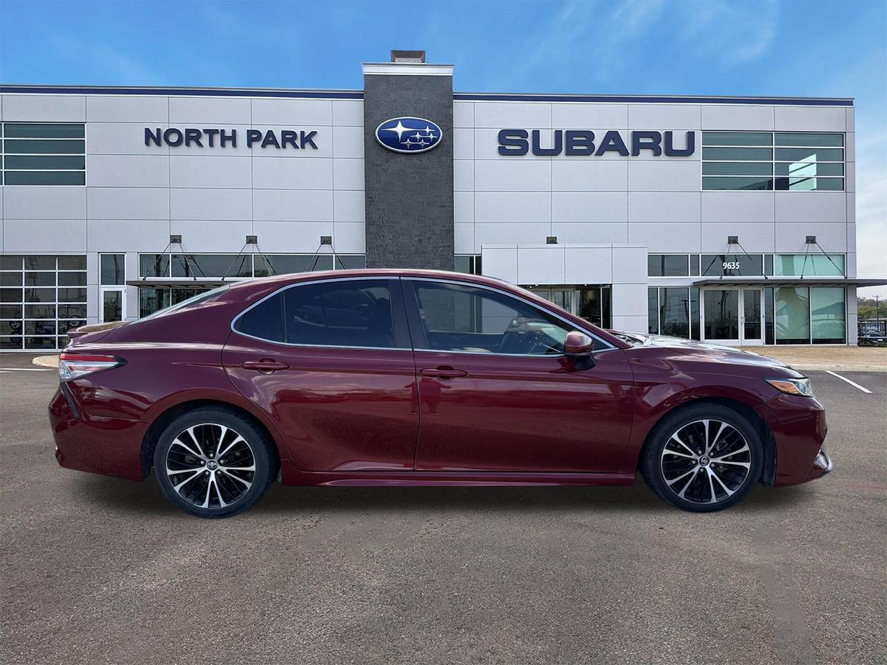 2018 Toyota Camry SE