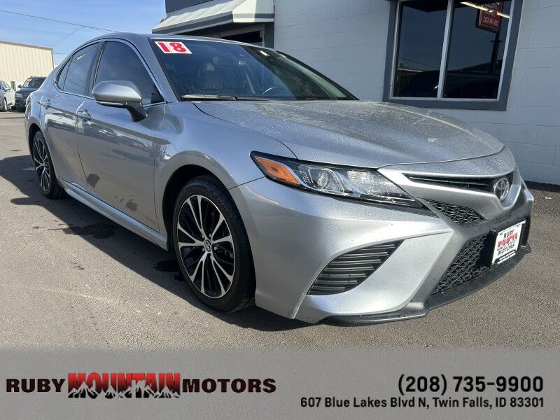 2018 Toyota Camry SE