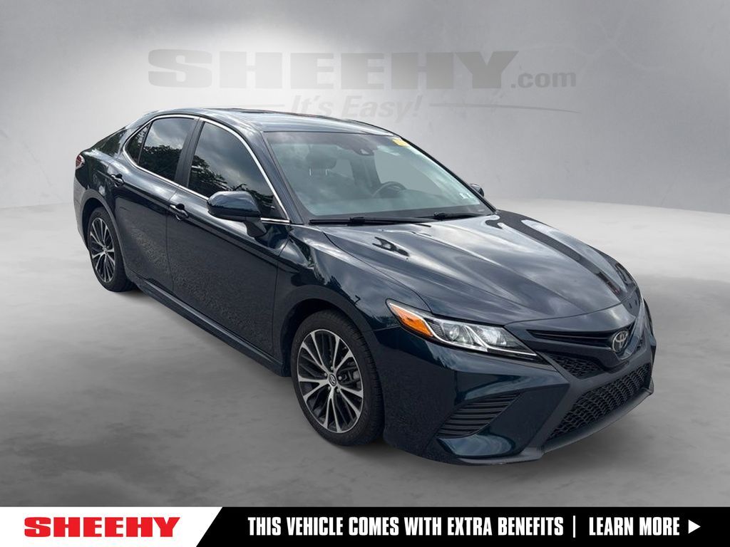 2018 Toyota Camry SE