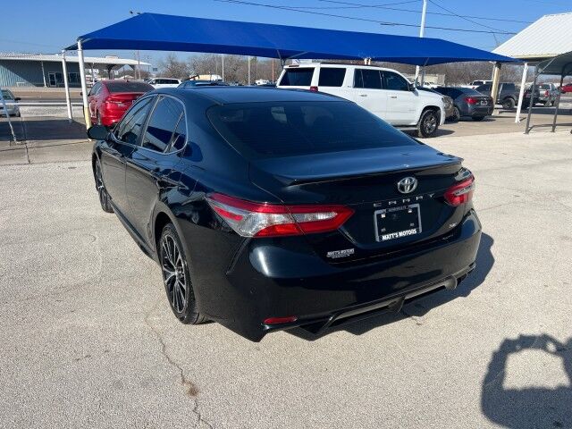2018 Toyota Camry XLE Gainesville TX