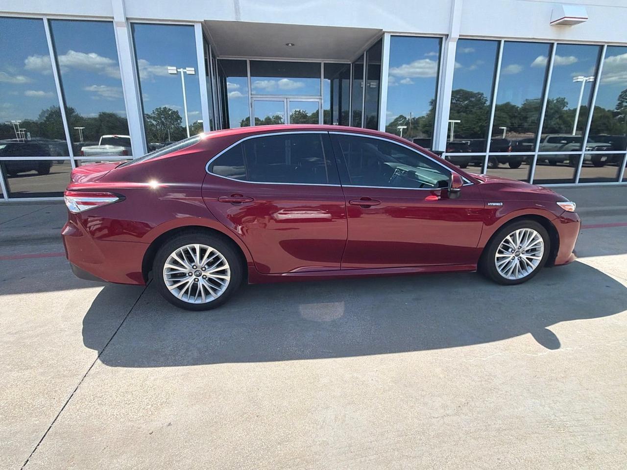 2018 Toyota Camry XLE Hurst TX