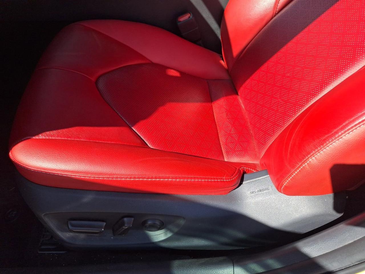 2018 Toyota Camry XSE Hurst TX