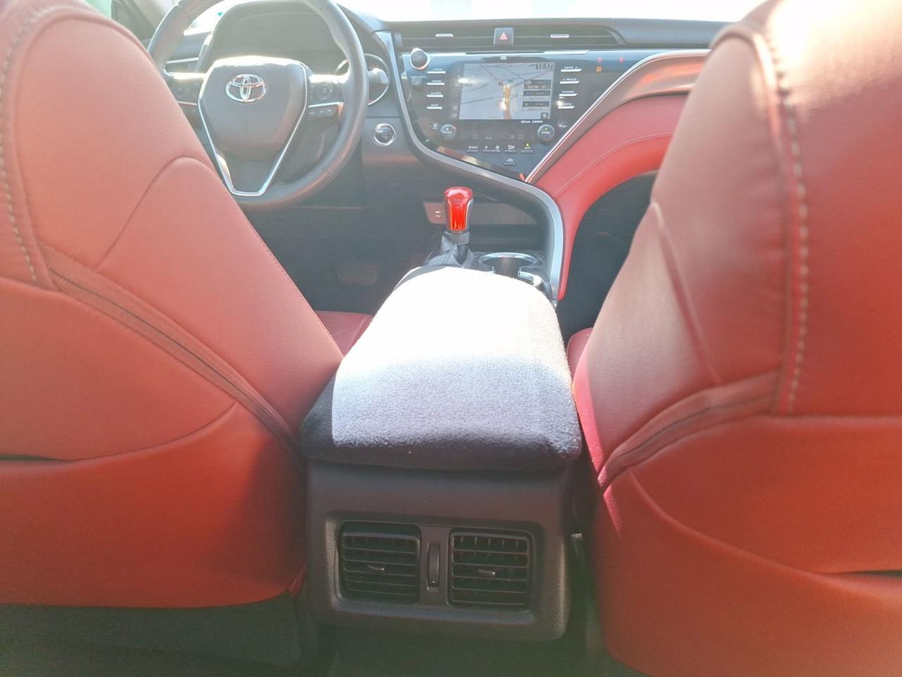 2018 Toyota Camry XSE Hurst TX