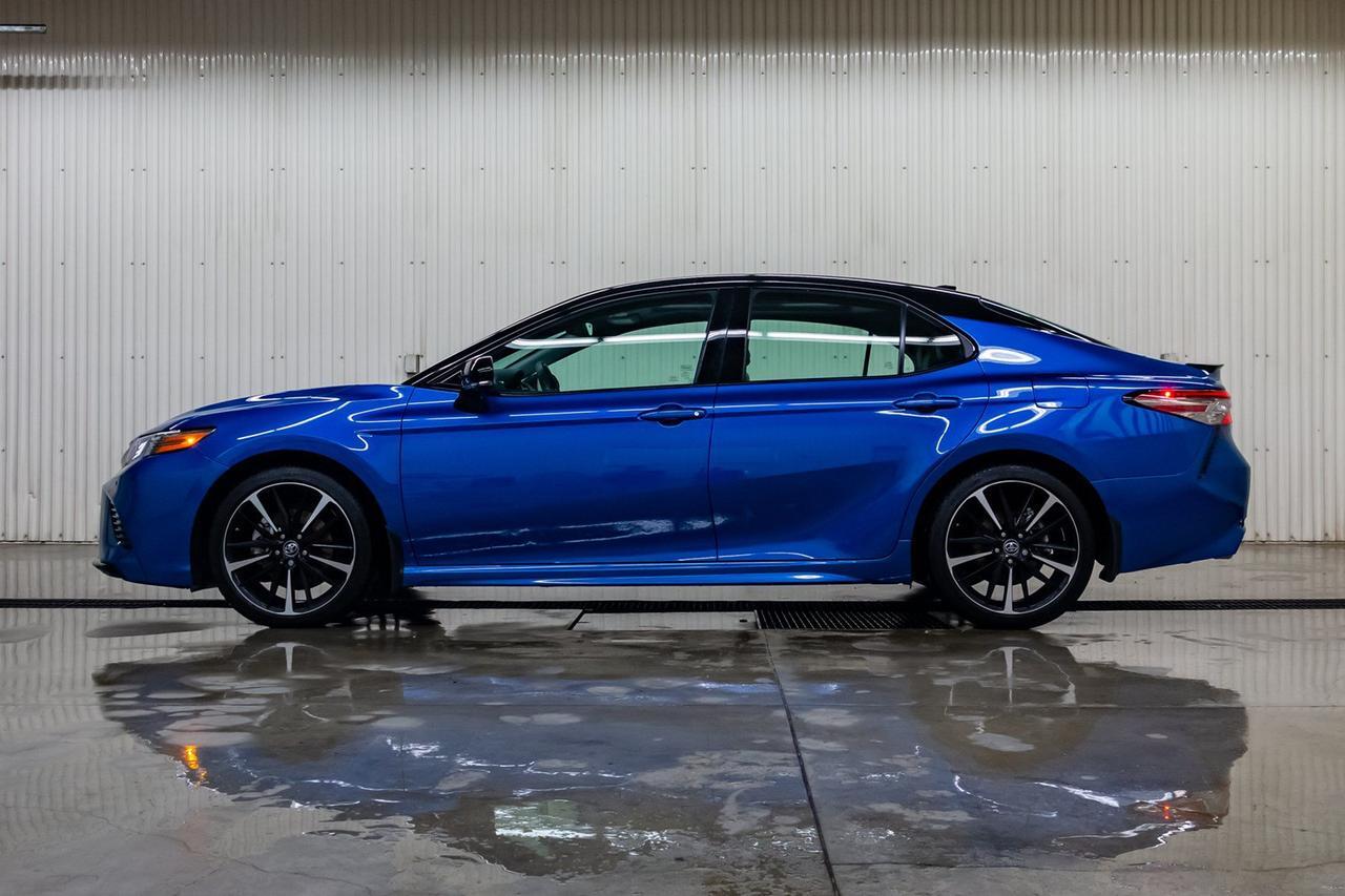 2018 Toyota Camry XSE Leather Roof BCam Red Deer AB