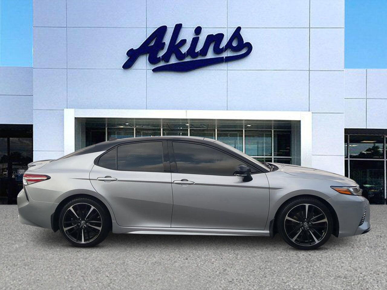 2018 Toyota Camry XSE