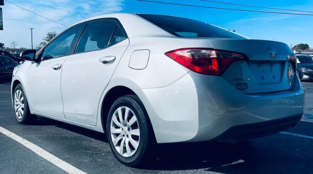 2018 Toyota Corolla- SD LE CVT