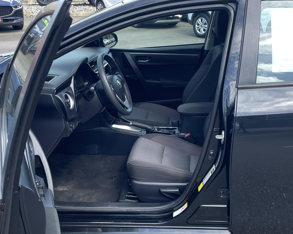 2018 Toyota Corolla LE Sedan 4D Port Orchard WA