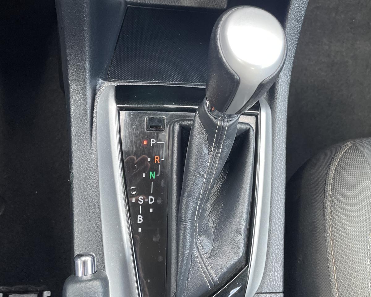 2018 Toyota Corolla LE Sedan 4D Port Orchard WA